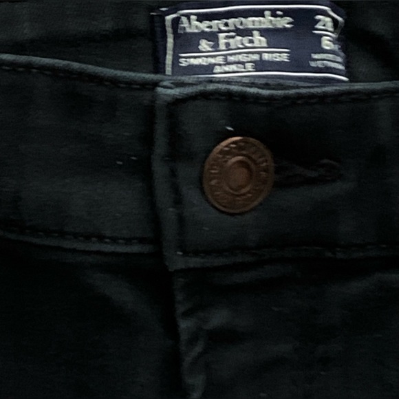 Abercrombie & Fitch Black Simone High Rise Ankle Jeans Fringed Hems Women’s 28 6 - Picture 3 of 6